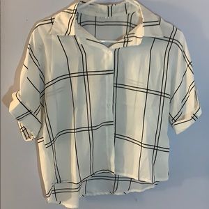 Short sleeved button up cropped top